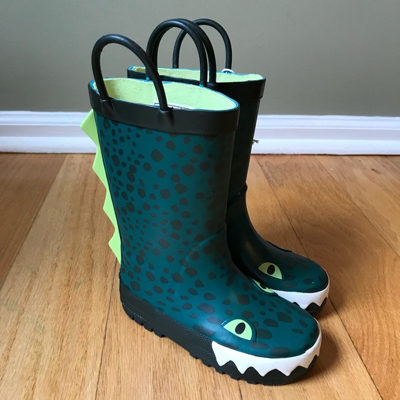 alligator rain boots